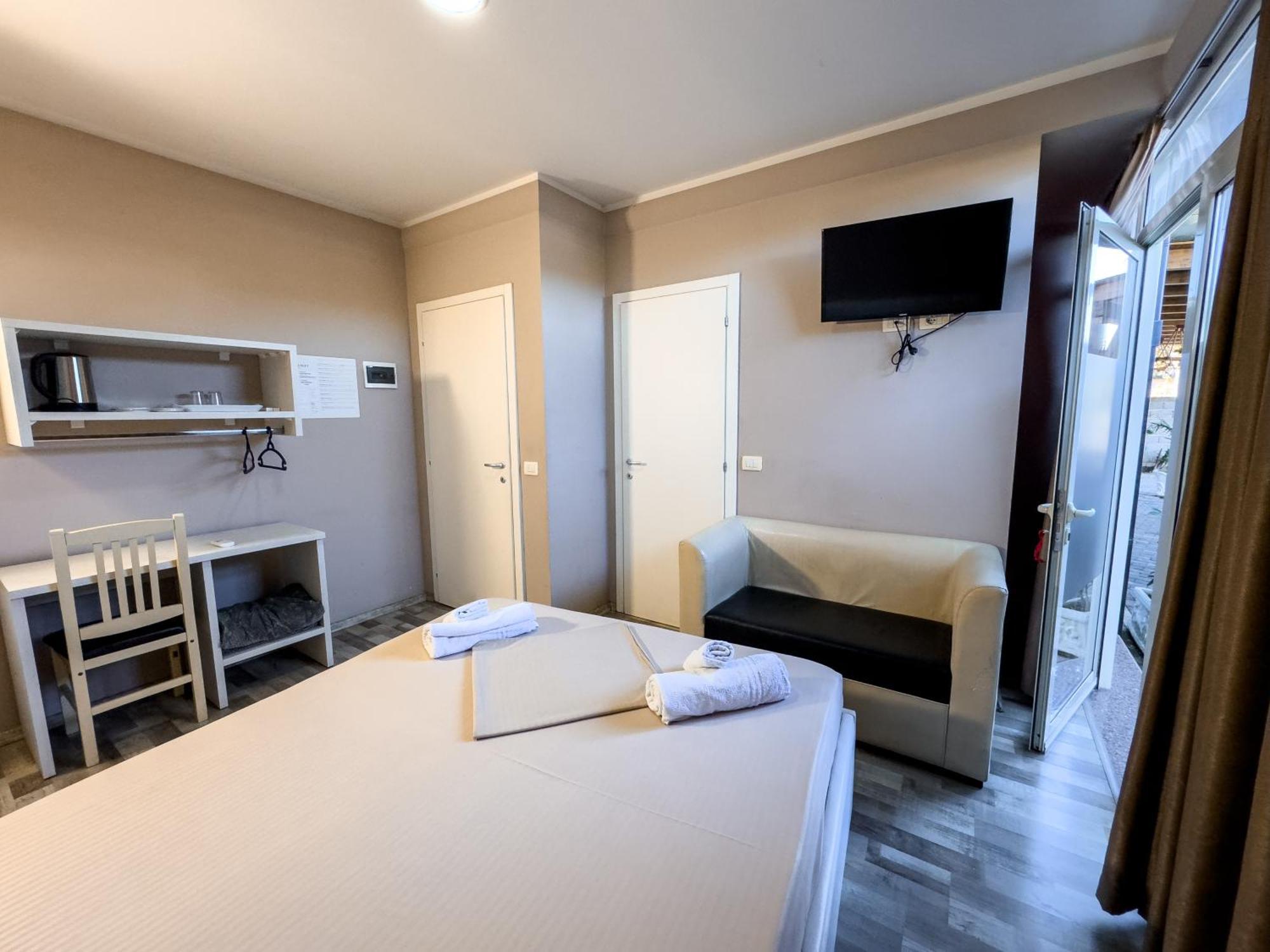 Shkodra Budget Hotel المظهر الخارجي الصورة